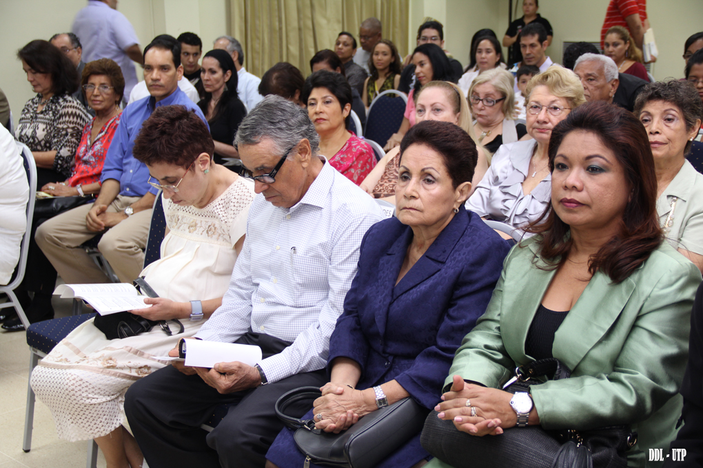 Entregan Premio Centroamericano de Literatura Rogelio Sinán 20122013